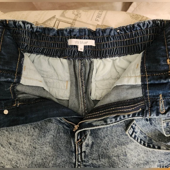 Denim Acid Wash Shorts Sz 26 Hi Waist/ Elastic On Back/ Front Tie/ Pockets - Picture 5 of 7